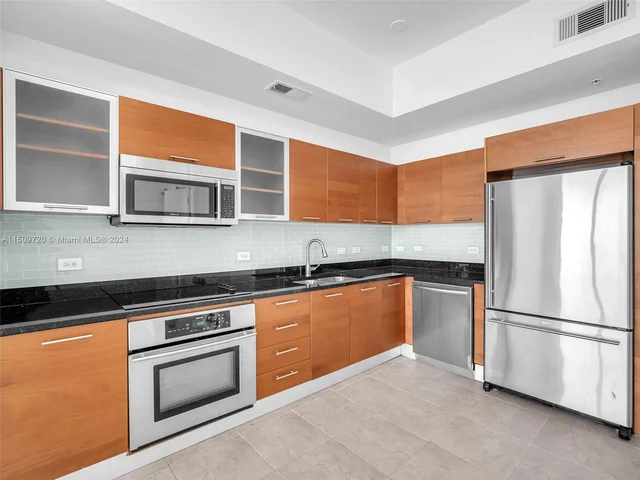 3470 E Coast Ave # H1902, Miami FL 33137