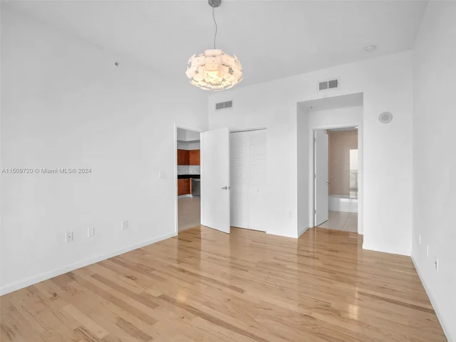 3470 E Coast Ave # H1902, Miami FL 33137