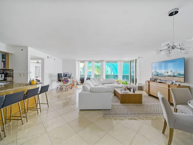 1800 S Ocean Dr # 810, Hallandale Beach FL 33009