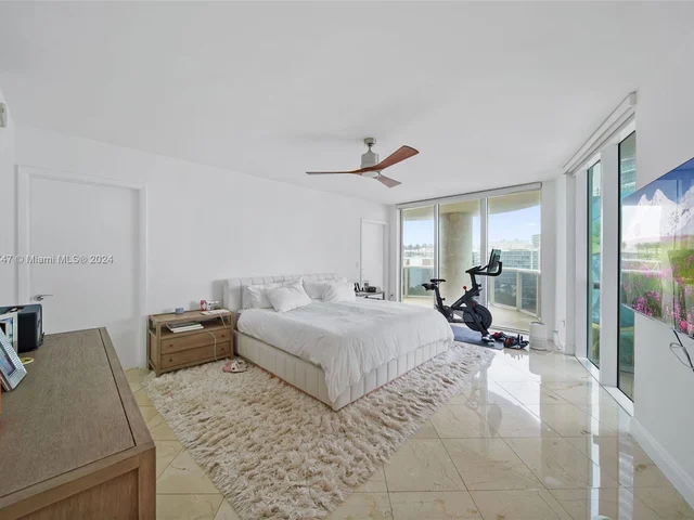 1800 S Ocean Dr # 810, Hallandale Beach FL 33009