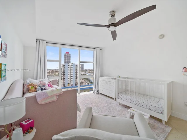 1800 S Ocean Dr # 810, Hallandale Beach FL 33009