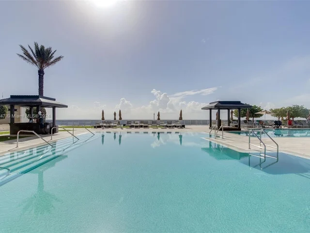 1800 S Ocean Dr # 810, Hallandale Beach FL 33009