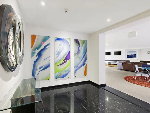 1800 S Ocean Dr # 810, Hallandale Beach FL 33009