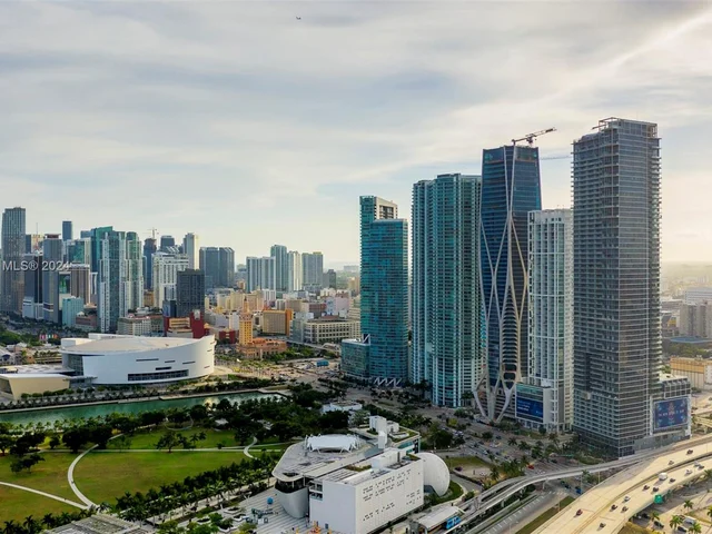 1100 Biscayne Blvd # 1603, Miami FL 33132