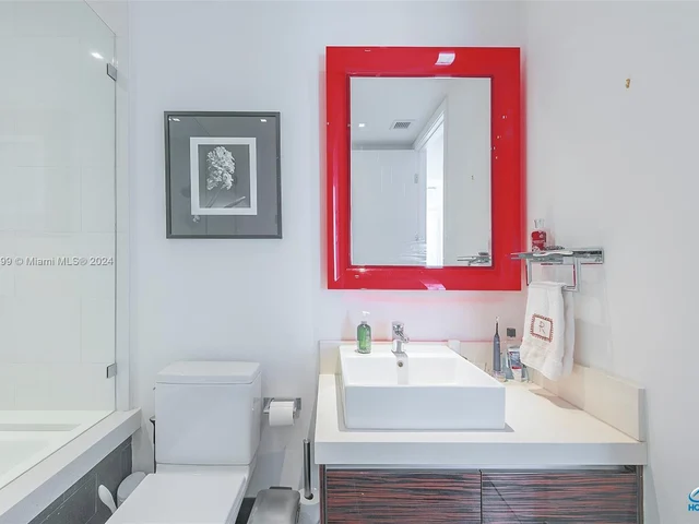 1100 Biscayne Blvd # 1603, Miami FL 33132