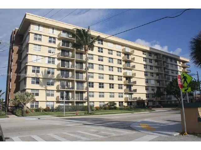 1009 N Ocean Blvd # 605, Pompano Beach FL 33062