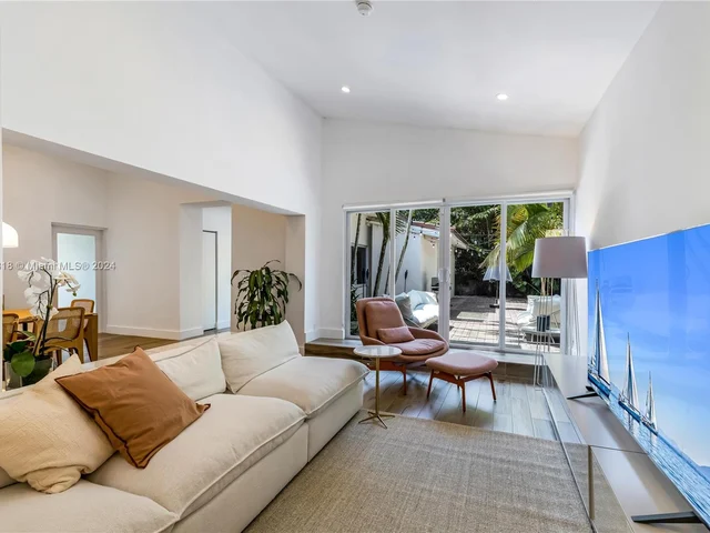 7630-B NE 8th Ave -B, Miami FL 33138