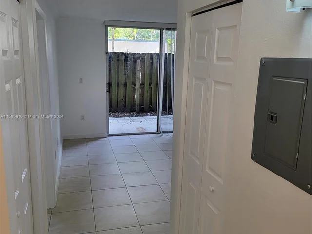 1740 NW N River Dr # 125, Miami FL 33125