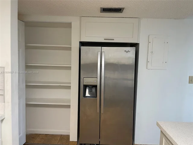 1931 Sabal Palm Dr # 401, Davie FL 33324