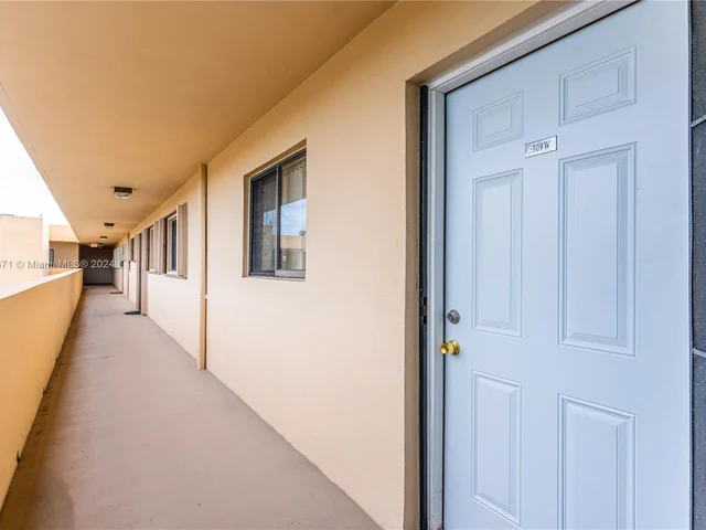 8415 SW 107th Ave # 309W, Miami FL 33173