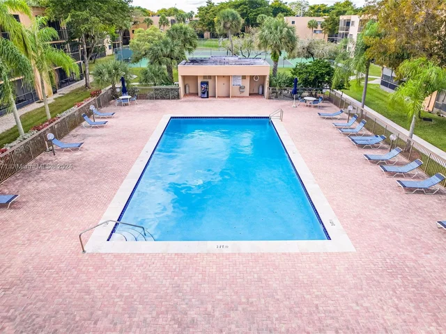 8415 SW 107th Ave # 309W, Miami FL 33173