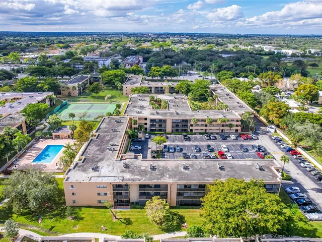 8415 SW 107th Ave # 309W, Miami FL 33173