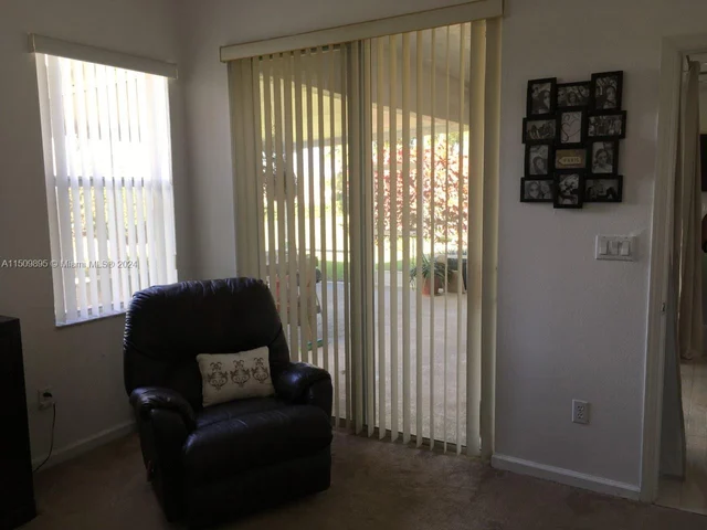 2685 SE 4th Pl, Homestead FL 33033