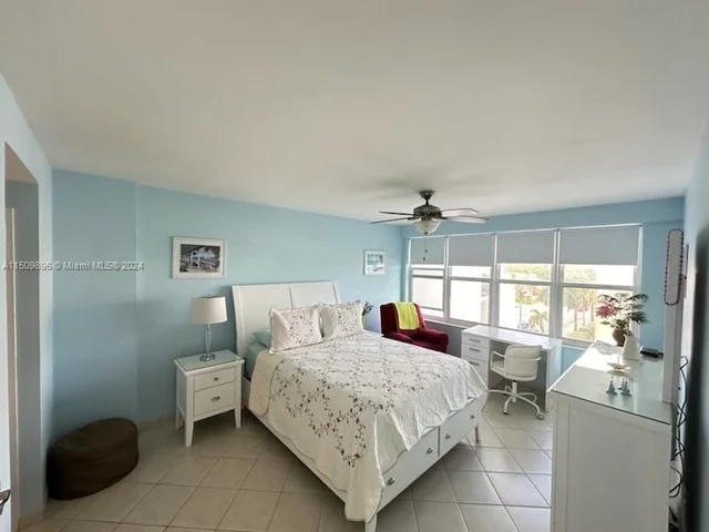 3111 N Ocean Dr # 502, Hollywood FL 33019