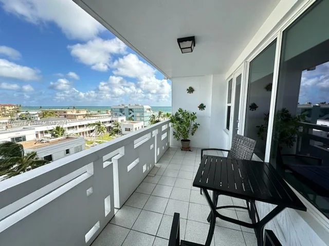 3111 N Ocean Dr # 502, Hollywood FL 33019