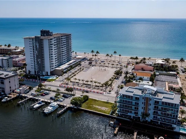 3111 N Ocean Dr # 502, Hollywood FL 33019