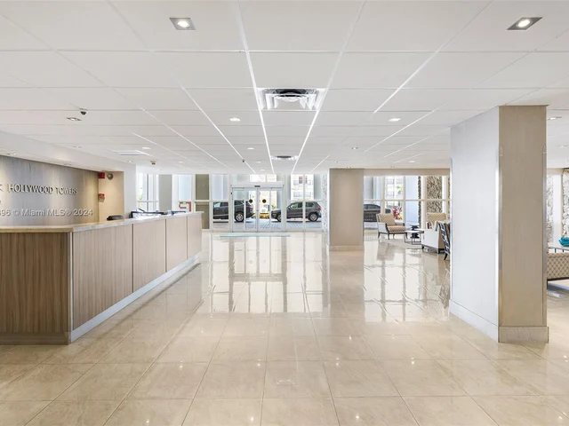 3111 N Ocean Dr # 502, Hollywood FL 33019