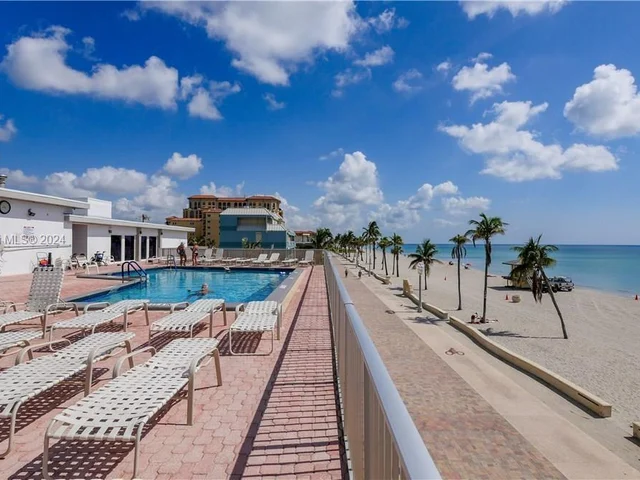 3111 N Ocean Dr # 502, Hollywood FL 33019