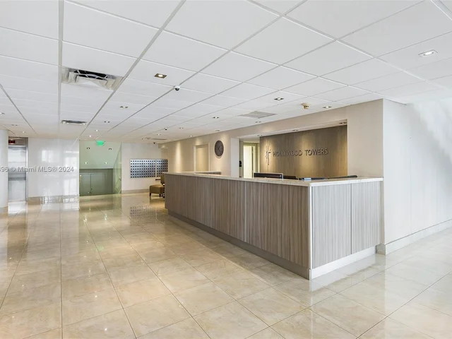 3111 N Ocean Dr # 502, Hollywood FL 33019