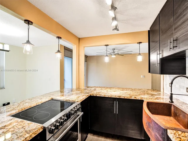 9441 Live Oak Pl # 103, Davie FL 33324