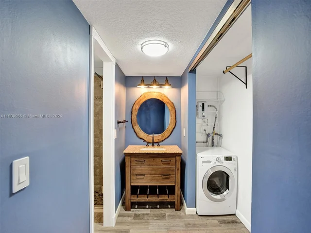 9441 Live Oak Pl # 103, Davie FL 33324