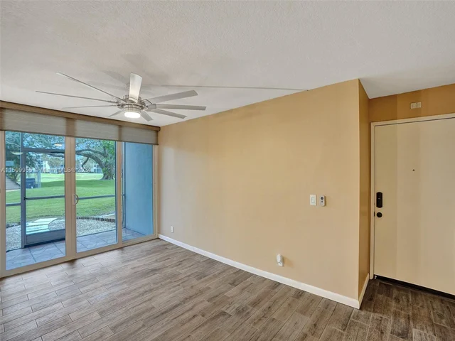 9441 Live Oak Pl # 103, Davie FL 33324