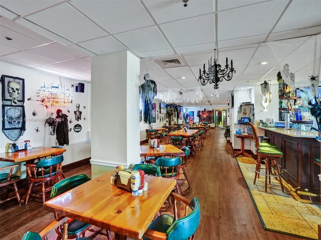 9441 Live Oak Pl # 103, Davie FL 33324