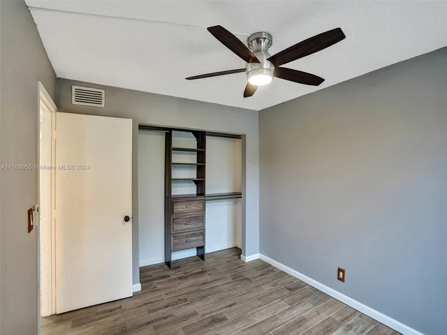 9441 Live Oak Pl # 103, Davie FL 33324