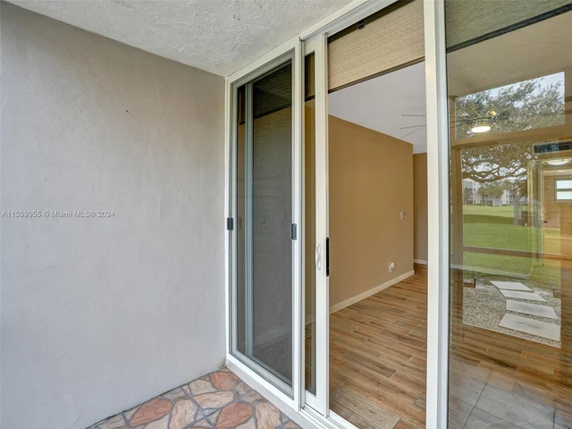 9441 Live Oak Pl # 103, Davie FL 33324