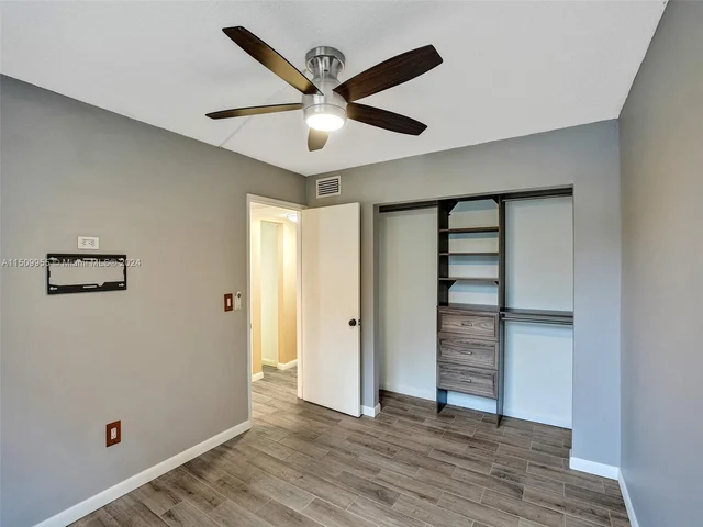 9441 Live Oak Pl # 103, Davie FL 33324