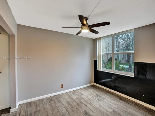 9441 Live Oak Pl # 103, Davie FL 33324