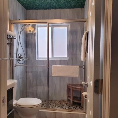 4480 NW 16th Ave # 0, Oakland Park FL 33309