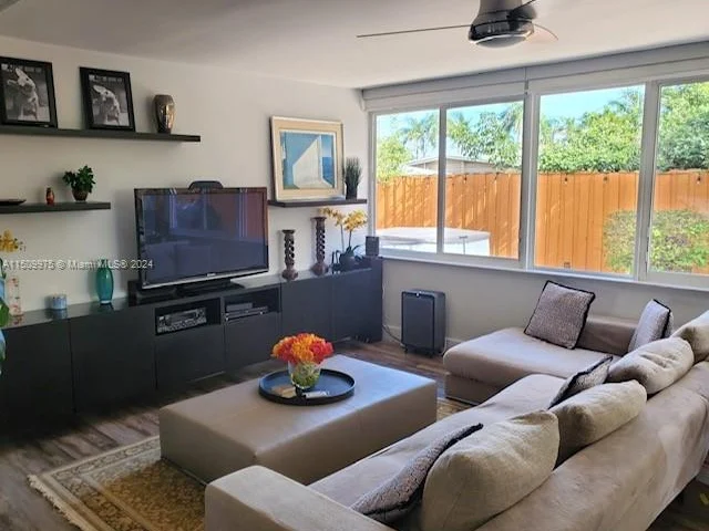 4480 NW 16th Ave # 0, Oakland Park FL 33309