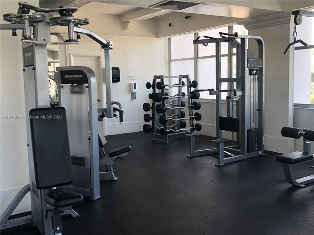 18081 Biscayne Blvd # 702, Aventura FL 33160