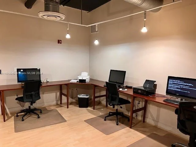 10 SW South River Dr # 1101, Miami FL 33130