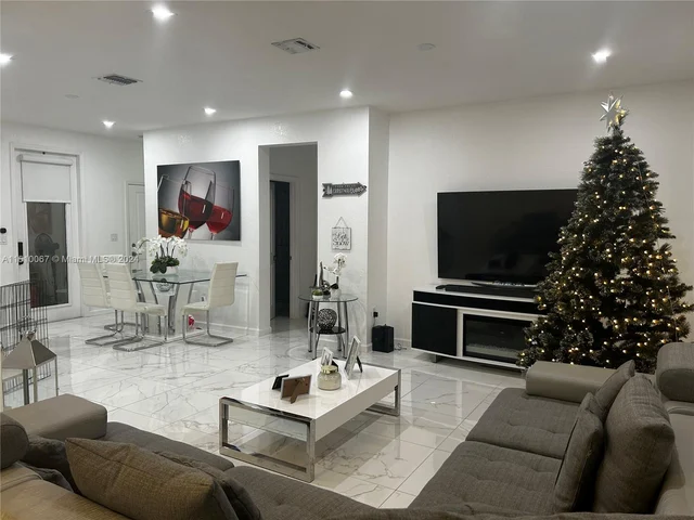 24487 SW 117th Ave, Homestead FL 33032