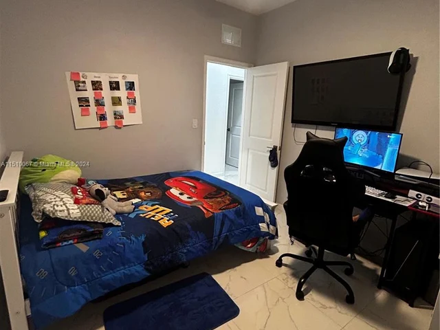 24487 SW 117th Ave, Homestead FL 33032