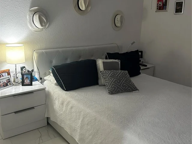 24487 SW 117th Ave, Homestead FL 33032