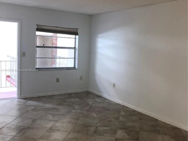 1747 Rodman St # 209, Hollywood FL 33020