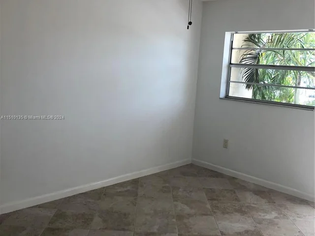 1747 Rodman St # 209, Hollywood FL 33020