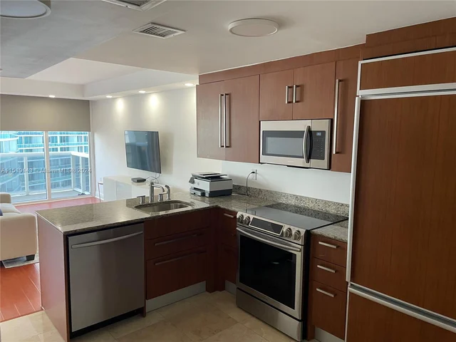 10275 Collins Ave # 1205, Bal Harbour FL 33154
