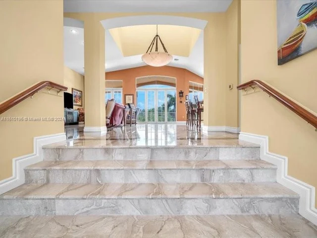 14593 SW 29th Pl, Davie FL 33330