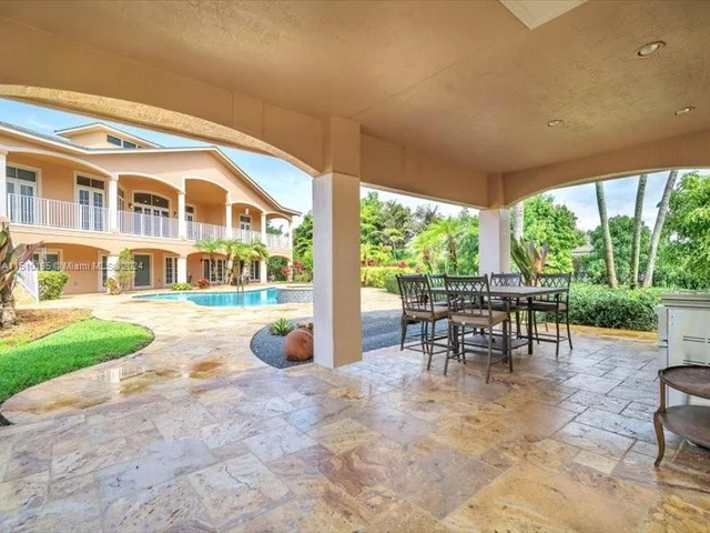 14593 SW 29th Pl, Davie FL 33330