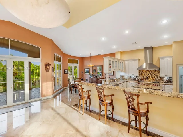 14593 SW 29th Pl, Davie FL 33330