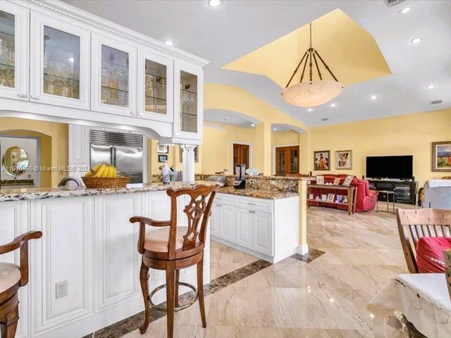 14593 SW 29th Pl, Davie FL 33330