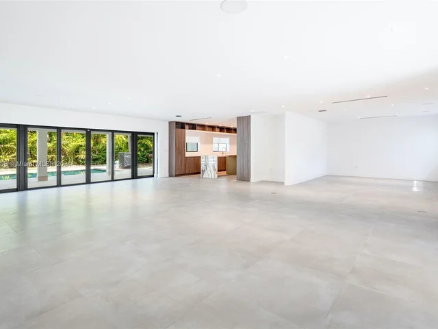 13306 SW 58th Ct, Pinecrest FL 33156