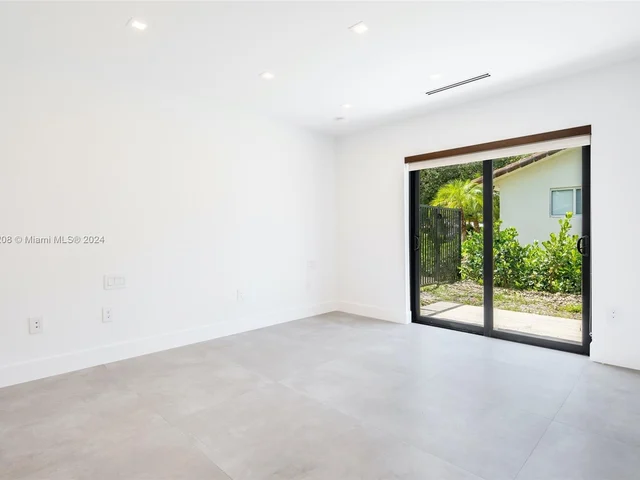 13306 SW 58th Ct, Pinecrest FL 33156