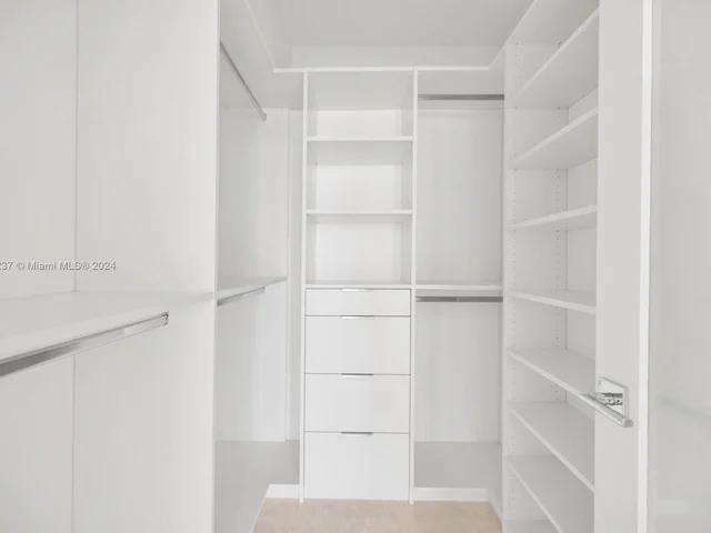 900 Bay Dr # 605, Miami Beach FL 33141