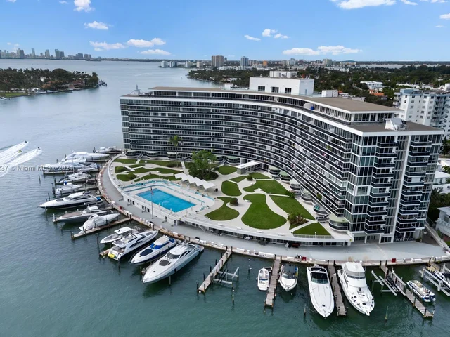 900 Bay Dr # 605, Miami Beach FL 33141