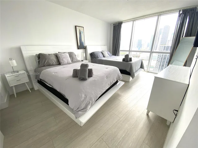 1750 N Bayshore Dr # 2714, Miami FL 33132